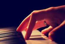 发誓要通过篮球改变命运的艾弗森，却差点因为一起斗殴案锒铛入狱！.